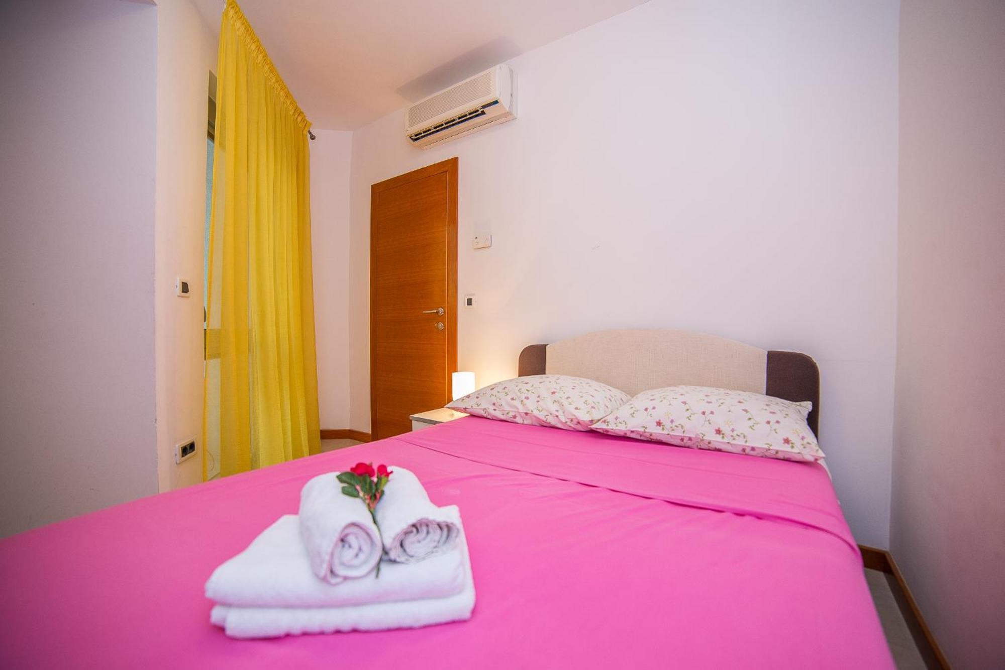 Apartments Milan Макарска Номер фото