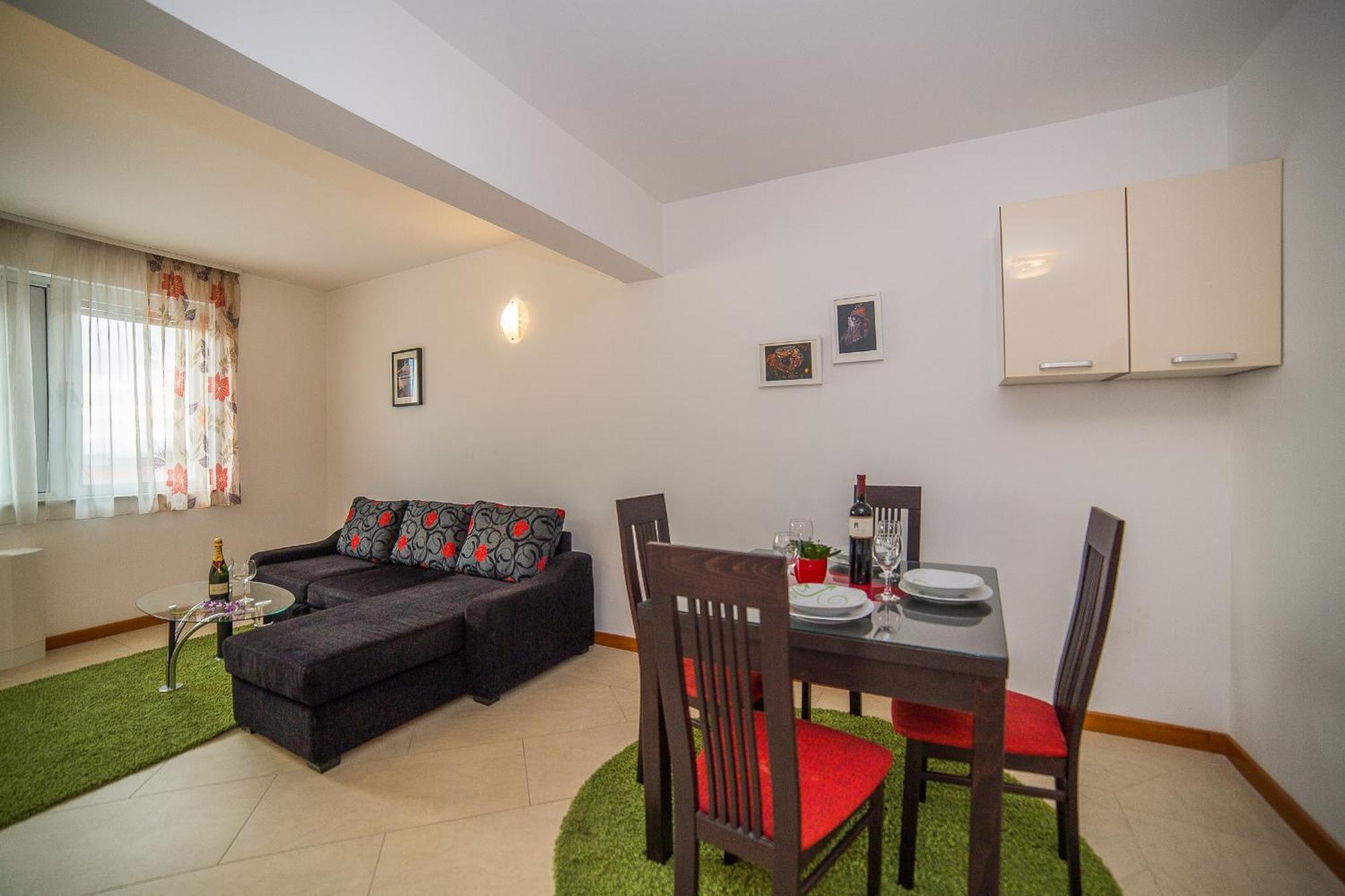 Apartments Milan Макарска Номер фото