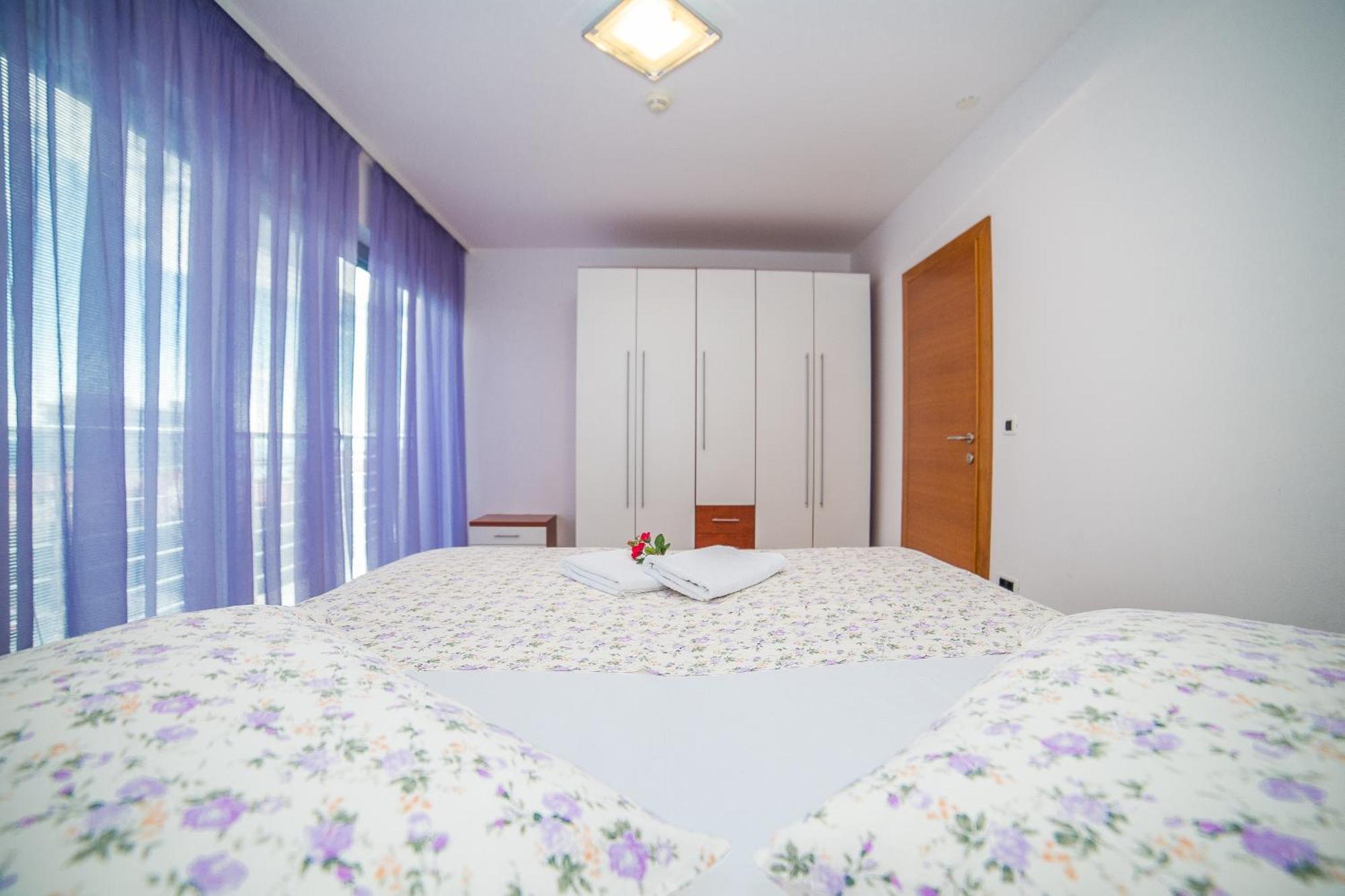 Apartments Milan Макарска Номер фото