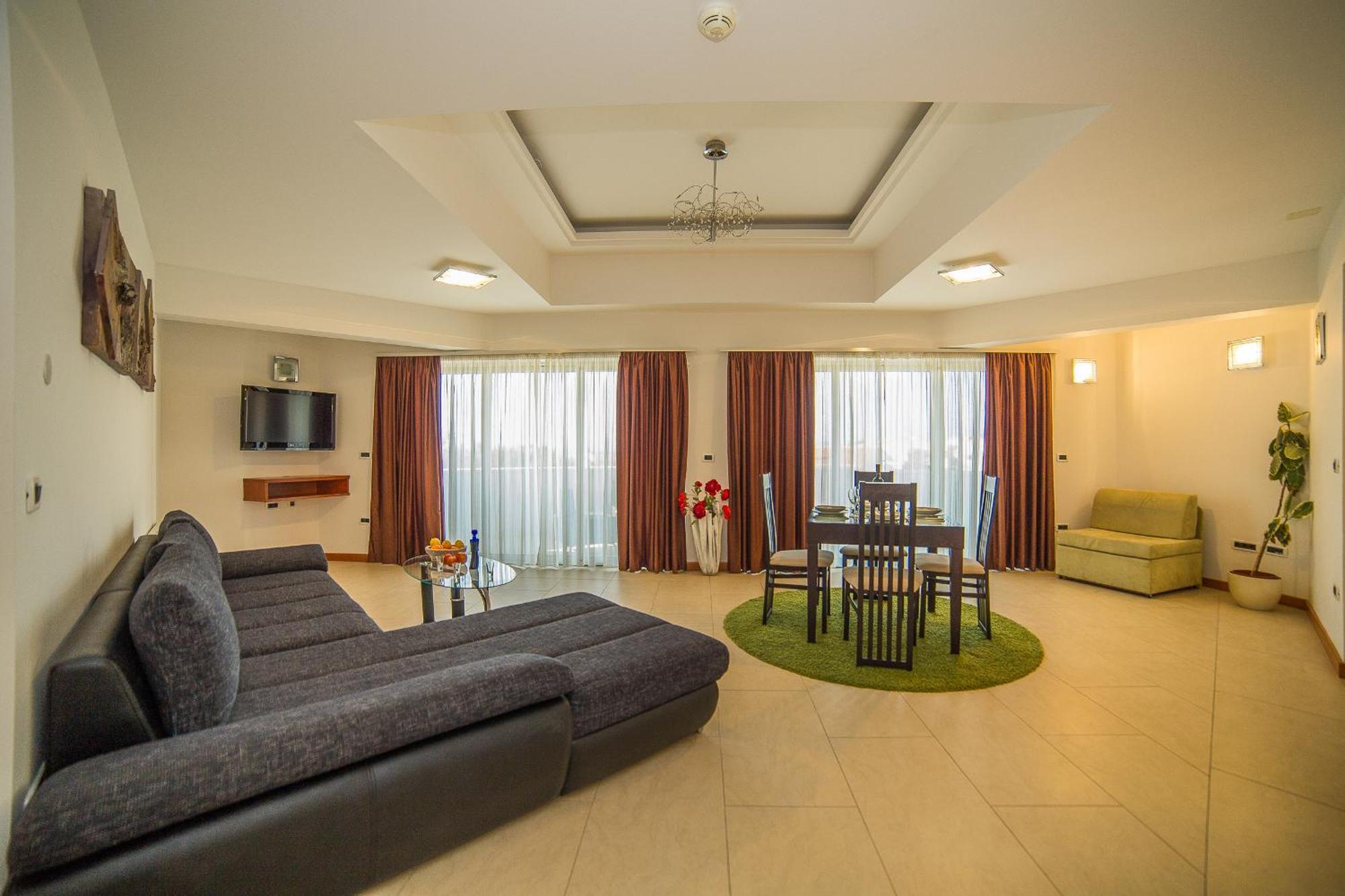 Apartments Milan Макарска Экстерьер фото